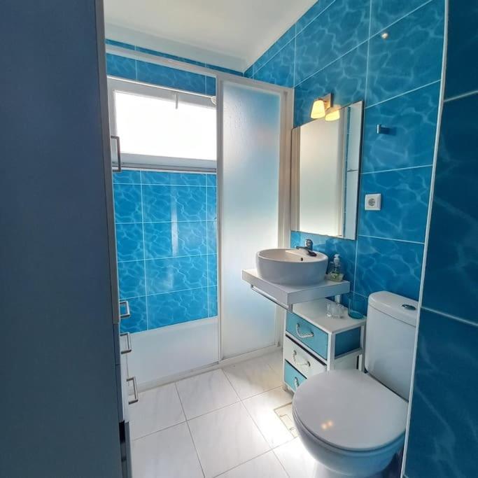 Casa Do Portao Azul - Dourada Lägenhet Atouguia Da Baleia Exteriör bild