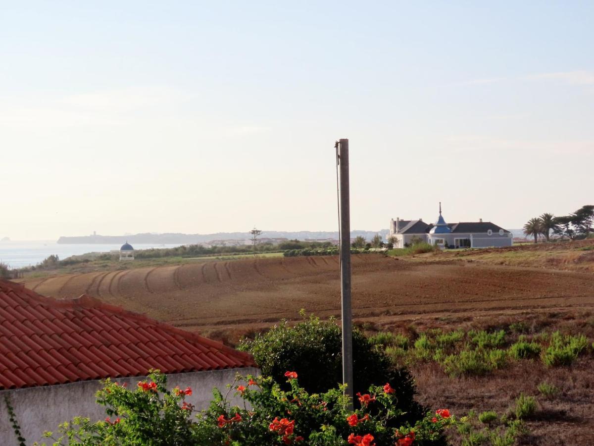 Casa Do Portao Azul - Dourada Lägenhet Atouguia Da Baleia Exteriör bild