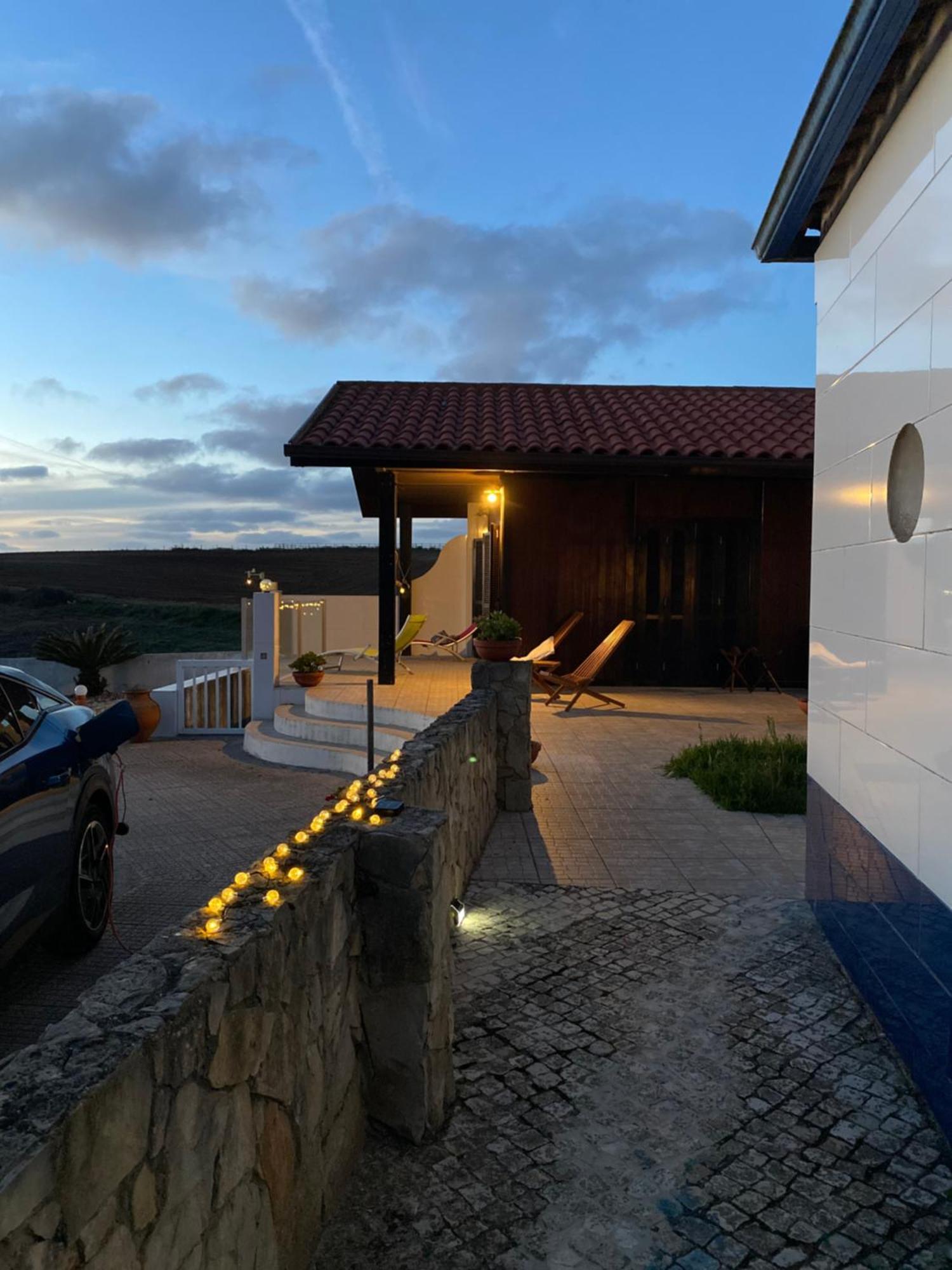 Casa Do Portao Azul - Dourada Lägenhet Atouguia Da Baleia Exteriör bild